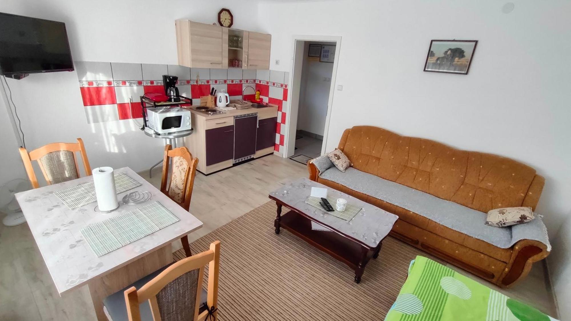 Apartment Tina Gracac Pokój zdjęcie